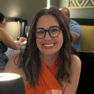 Meet your Posher, Chloe